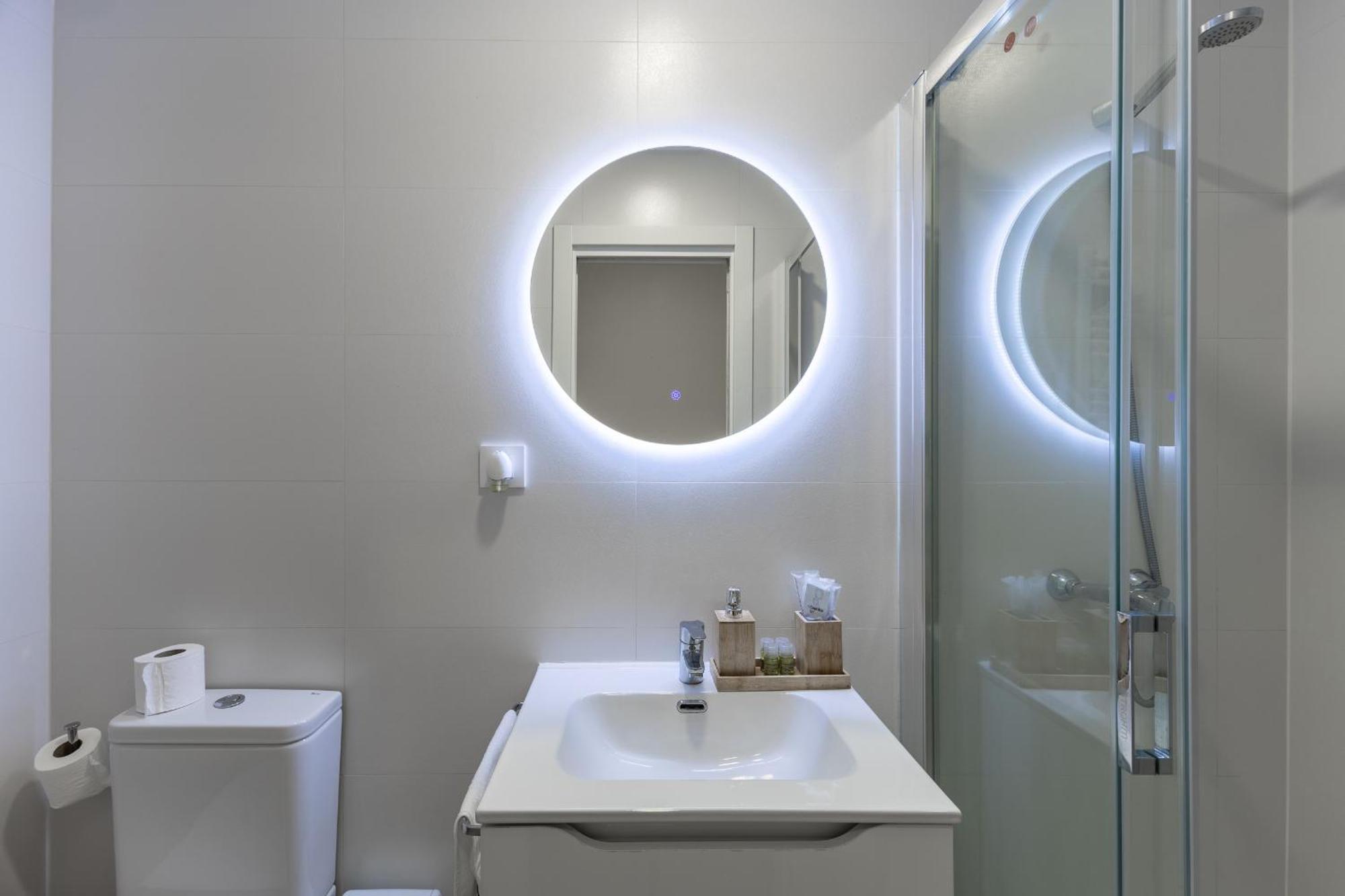 Atocha Apartment Madrid Ngoại thất bức ảnh