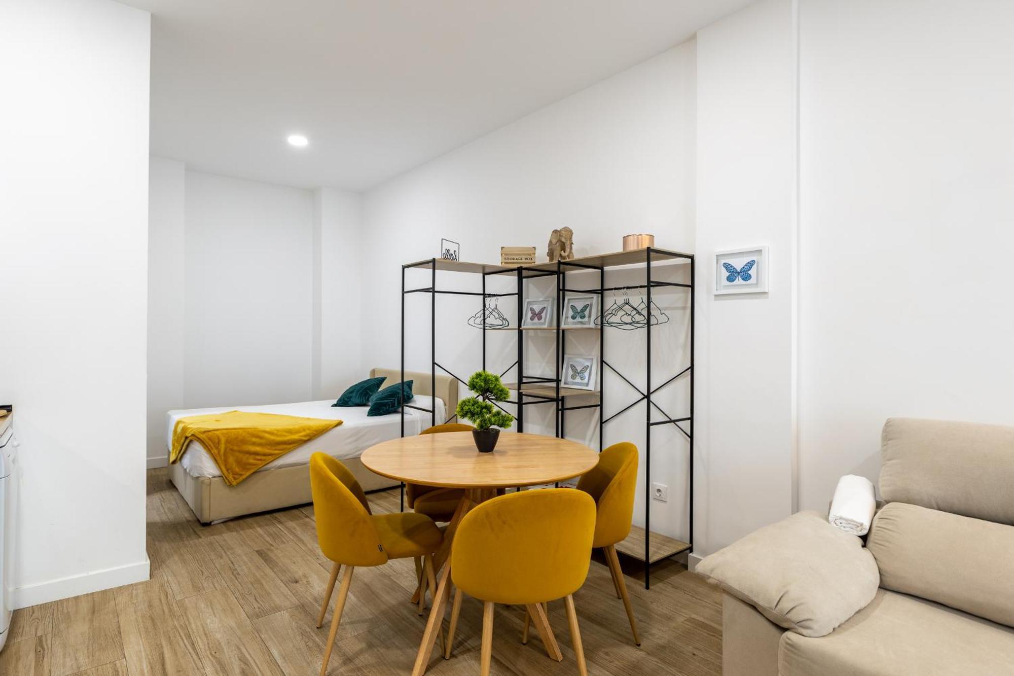 Atocha Apartment Madrid Ngoại thất bức ảnh