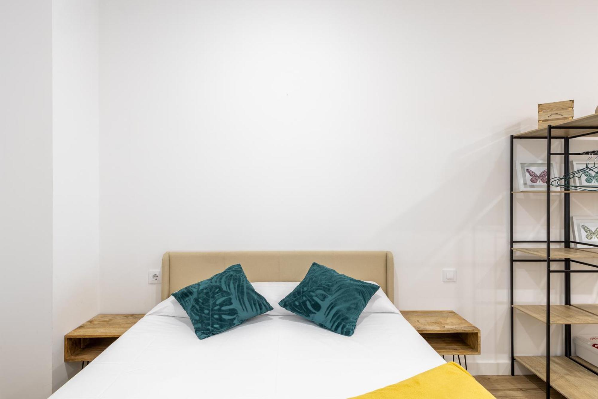 Atocha Apartment Madrid Ngoại thất bức ảnh